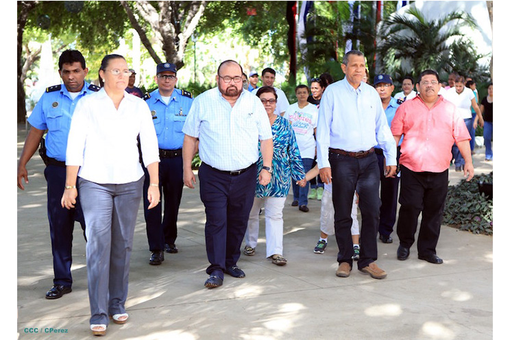 Nicaragüenses rindieron tributo al Comandante Carlos Fonseca