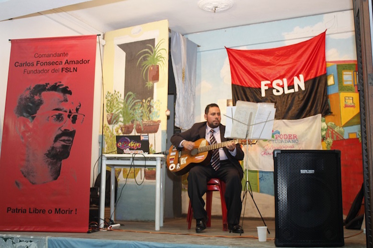 Embajada de Nicaragua en Argentina conmemora al Comandante Carlos Fonseca