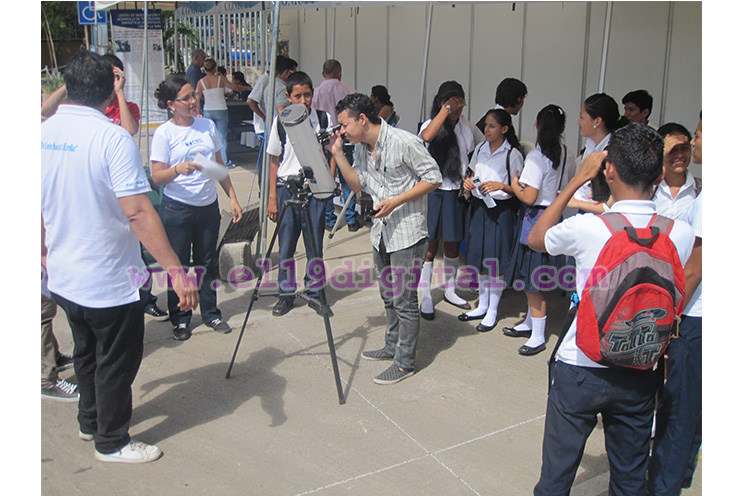 Astrónomos aficionados de León participan de Semana de la Ciencia