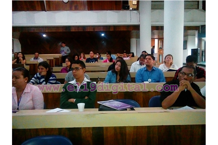 Promueven la investigación y la innovación en Taller de Periodismo Científico 