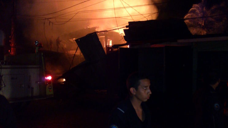 Reportan voraz incendio en Bilwi