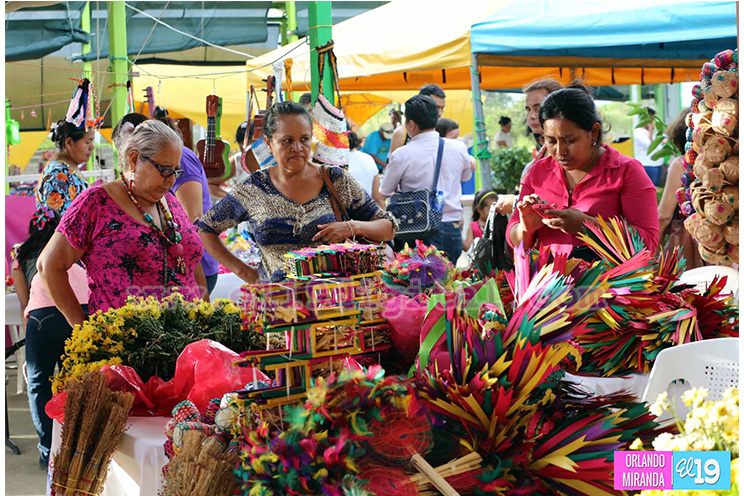 Productos tradicionales de la Gritería a disposición de promesantes en Feria de Economía Familiar