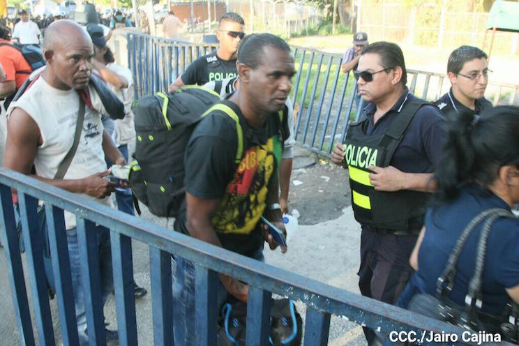 Transportistas centroamericanos exigen a Costa Rica no seguir generando caos