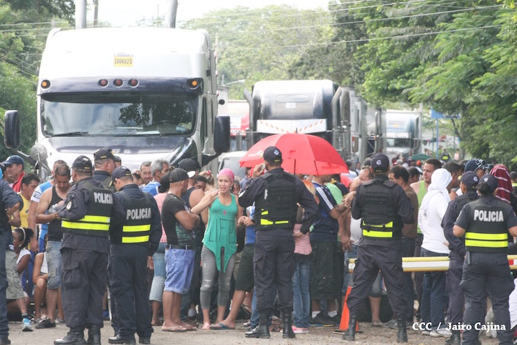 Capricho tico mantiene afectaciones al comercio y transporte en frontera sur de Nicaragua