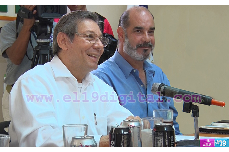 Ministro de Transporte e Infraestructura presenta plan de desarrollo de caminos y carreteras a Upanic