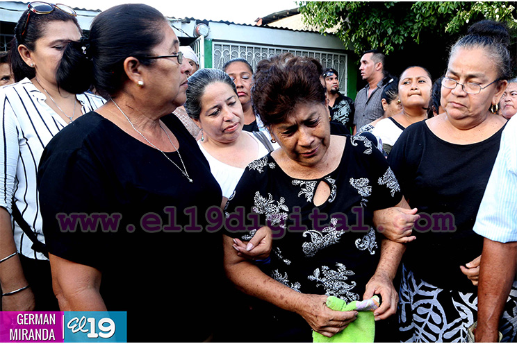Lloran la partida de Juan Francisco Lemus, piloto del helicóptero precipitado en el Río San Juan