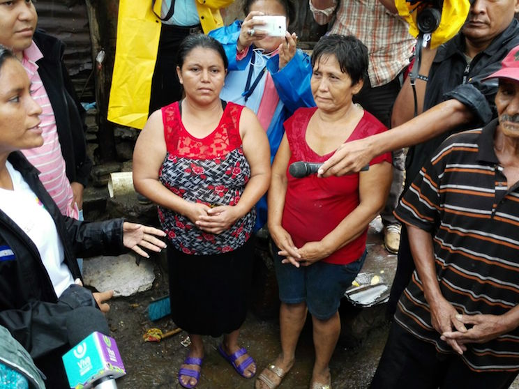 Alcaldía de Managua brinda acompañamiento solidario a familias afectadas por lluvias