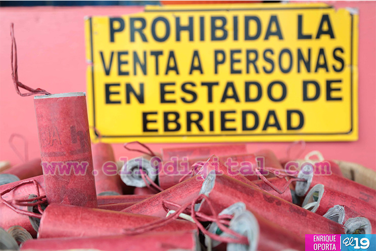 Policía Nacional garantiza cumplimiento de medidas de seguridad en puestos autorizados de pólvora
