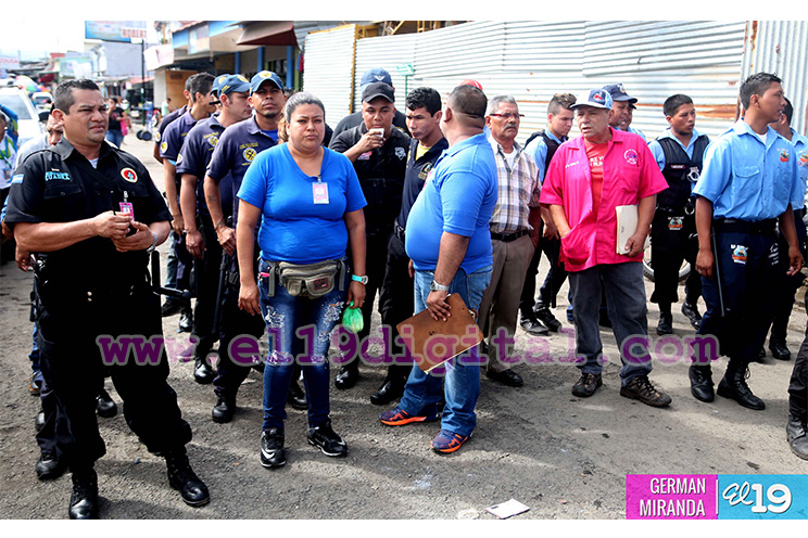 Policía Nacional fortalece Plan Aguinaldo en el Mercado Oriental