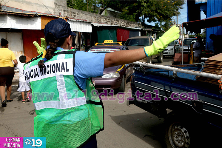Policía Nacional fortalece Plan Aguinaldo en el Mercado Oriental