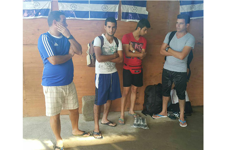 Migrantes ilegales son atendidos humanitariamente por MINSA y Ejército