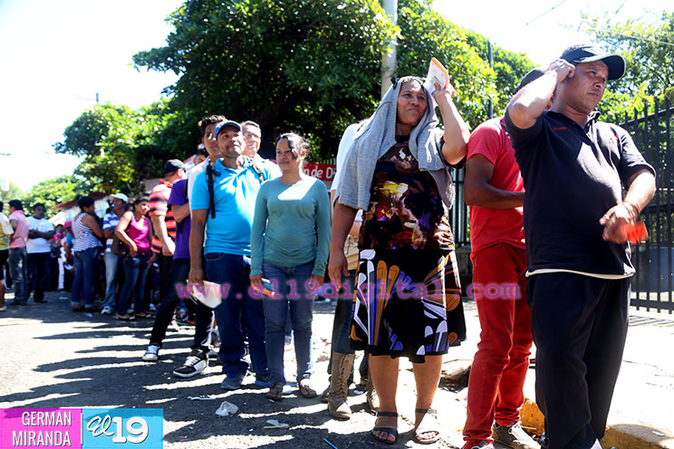 Consulado Tico atropella dignidad y se burla de familias migrantes nicaragüenses
