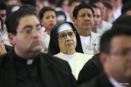 Asamblea Nacional entrega Ley que declara Prócer de la Paz y la Reconciliación a Cardenal Miguel Obando