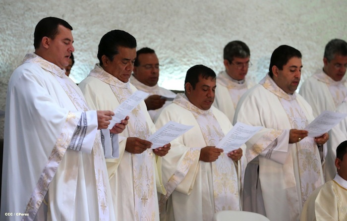 Misa Crismal en Catedral de Managua