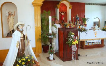 Inician festividades en honor a San Francisco de Paula