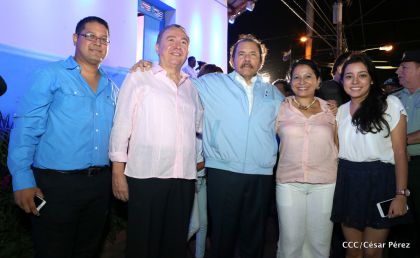 Daniel y Rosario celebran 121 Aniversario del Natalicio del General Sandino