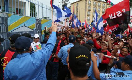Presidente Daniel y Compañera Rosario en 37 Aniversario del Repliegue a Masaya