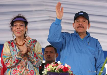 Presidente Daniel y Compañera Rosario en 37 Aniversario del Repliegue a Masaya