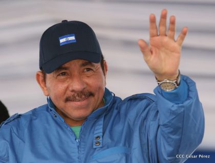 Presidente Daniel y Compañera Rosario en 37 Aniversario del Repliegue a Masaya