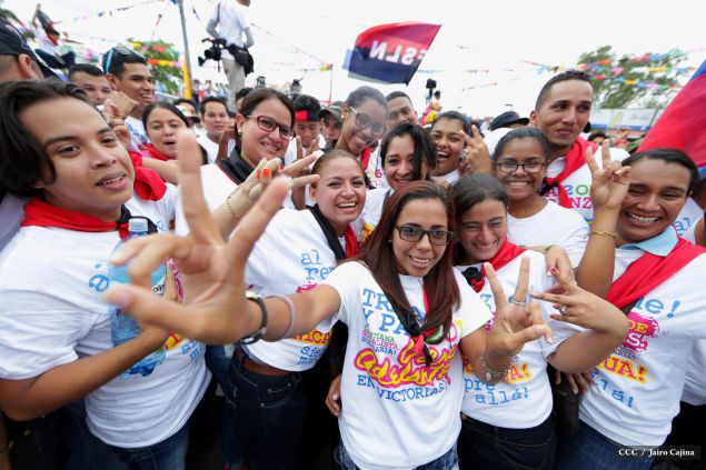 Presidente Daniel y Compañera Rosario en 37 Aniversario del Repliegue a Masaya