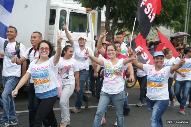 Presidente Daniel y Compañera Rosario en 37 Aniversario del Repliegue a Masaya