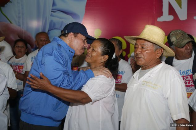 Presidente Daniel y Compañera Rosario en 37 Aniversario del Repliegue a Masaya