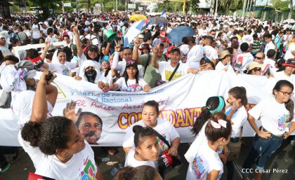 Juventud, Adelante con Daniel!
