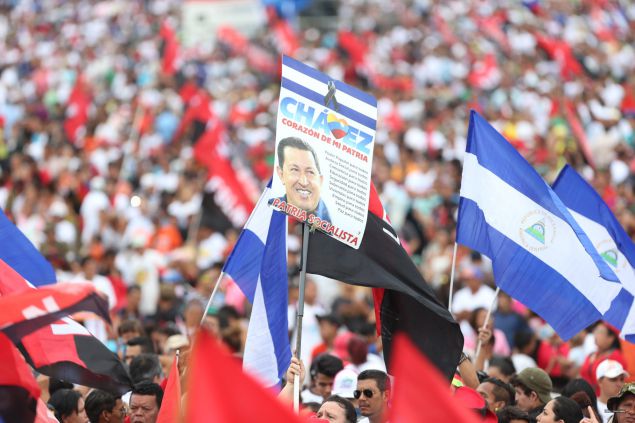 Daniel y Rosario celebran el 37 Aniversario de la Revolución Popular Sandinista