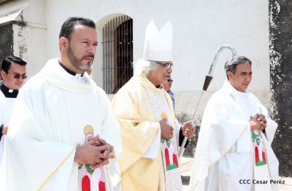 Cardenal Brenes oficia Misa en honor a Santa Ana