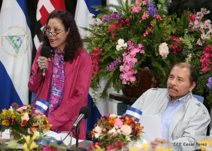 Entregan Medalla “Presidente de la República” a maestros eméritos y a los mejores maestros y estudiantes de Nicaragua