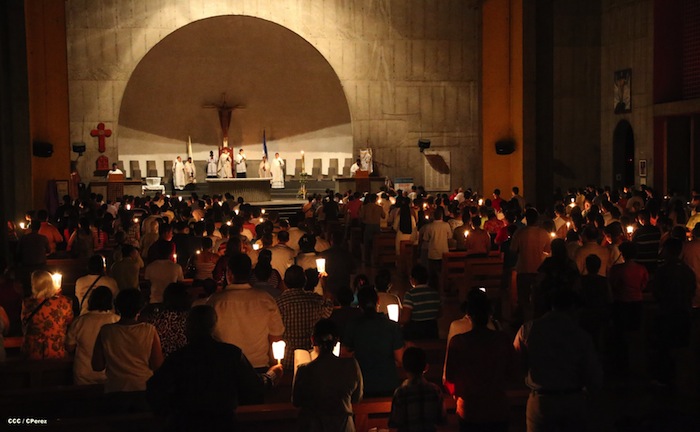 Misa Pascual en Catedral de Managua
