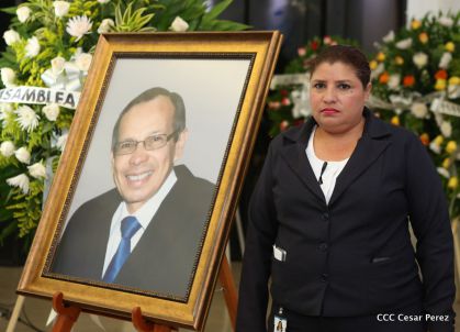 Vela de cuerpo presente del compañero René Núñez Téllez