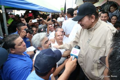 Comandante Daniel participa en honras fúnebres del compañero René Nuñez en León