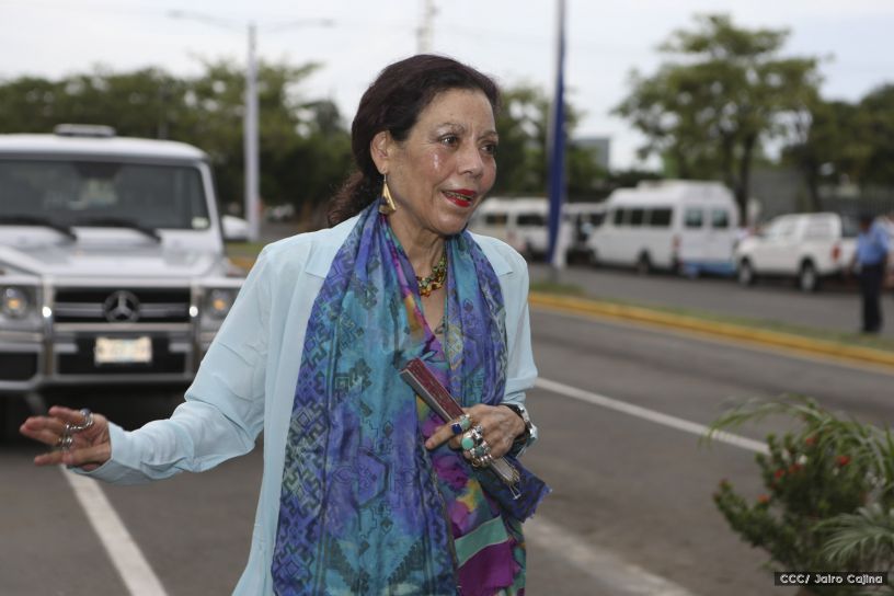 Más Fotos del Desfile Patrio en la Avenida de Bolívar a Chávez