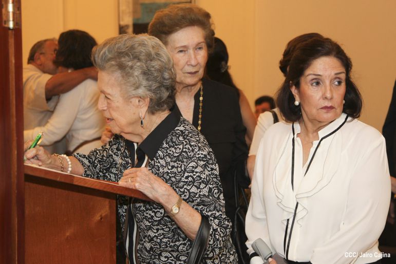 Vela del escritor y médico Fernando Silva