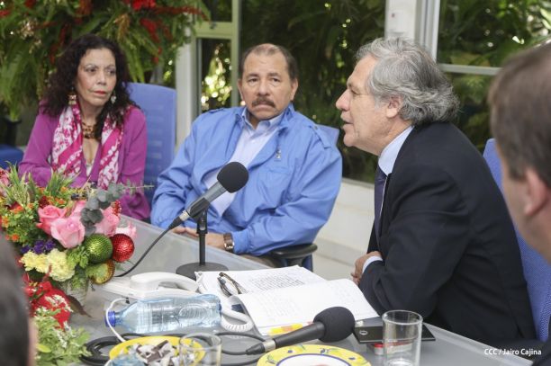 Presidente Daniel y Compañera reciben al Secretario General OEA, Luis Almagro