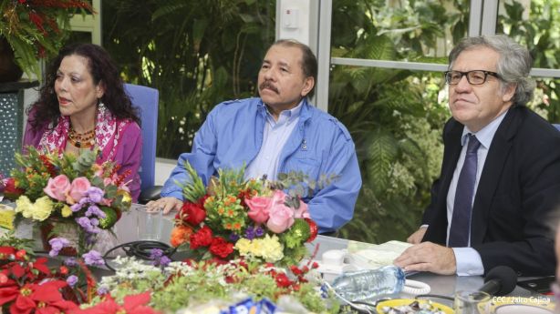 Presidente Daniel y Compañera reciben al Secretario General OEA, Luis Almagro
