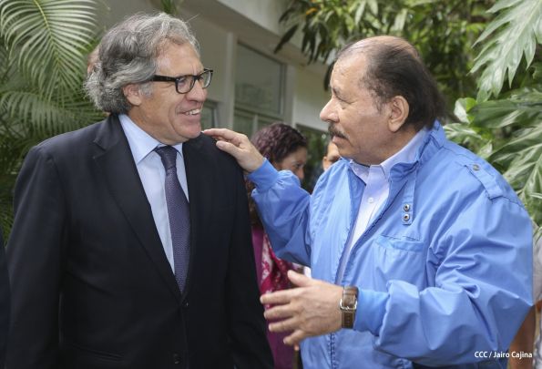Presidente Daniel y Compañera reciben al Secretario General OEA, Luis Almagro