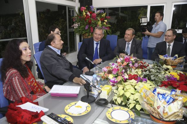 Daniel y Rosario se reúnen con Vice Primer Ministro de Rusia, Dmitri Rogozin