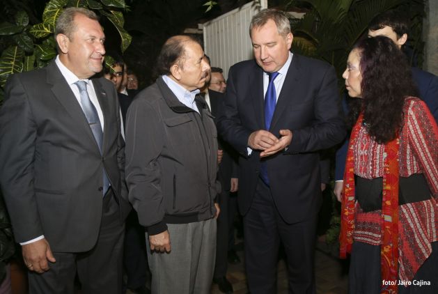 Daniel y Rosario se reúnen con Vice Primer Ministro de Rusia, Dmitri Rogozin
