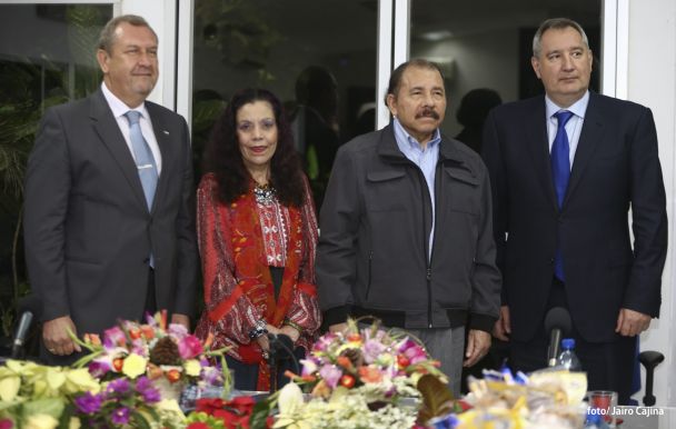 Daniel y Rosario se reúnen con Vice Primer Ministro de Rusia, Dmitri Rogozin