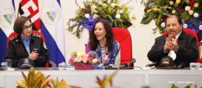 Acto del 37 aniversario de la Fuerza Naval