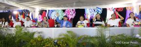 Desfile en saludo a las Fiestas Patrias