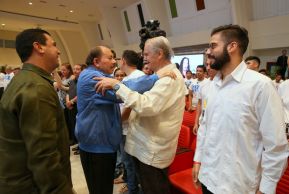 Daniel y Rosario rinden homenaje al Comandante Fidel Castro Ruz