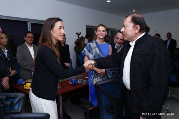 Daniel se reúne con empresarios y productores de azúcar  que participan en la Semana Bonsucro 2018
