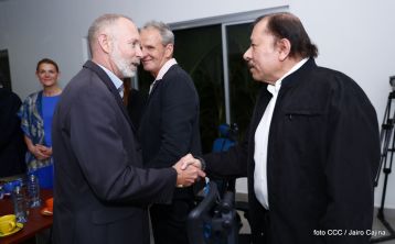 Daniel se reúne con empresarios y productores de azúcar  que participan en la Semana Bonsucro 2018