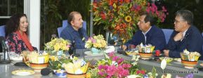 Daniel y Rosario se reúnen con Adán Chávez y Elias Jaua