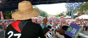 Miles piden Justicia para las víctimas del terrorismo golpista y conmemoran el 38 Aniversario de la Alfabetización