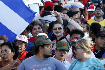 Comandante Eterno de la Patria Grande, el Hombre, el Ser Humano del Amor Gigante, Hugo Chávez Frías