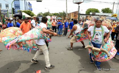 ¡Vamos a Bailar, Vamos a Cantar, a Santo Domingo de Guzmán!